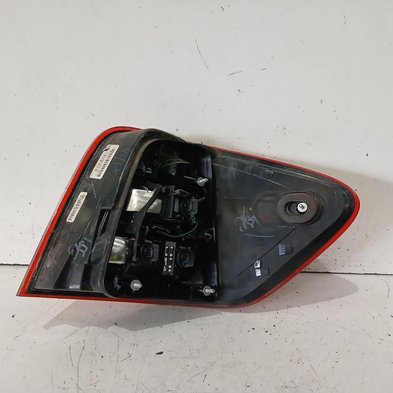 taillight left