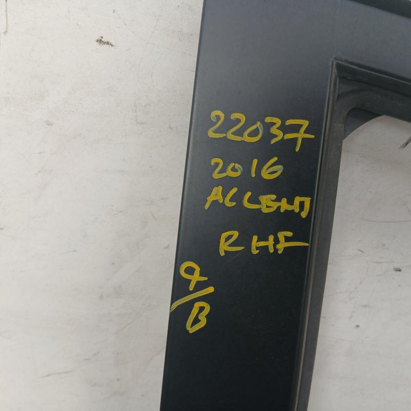 door front right