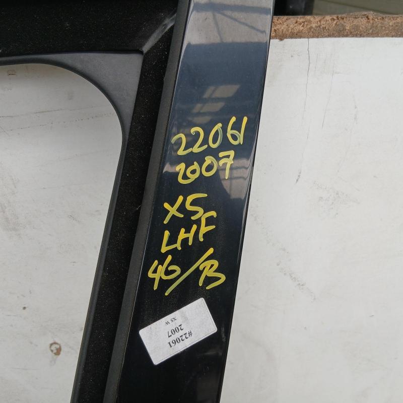door front left