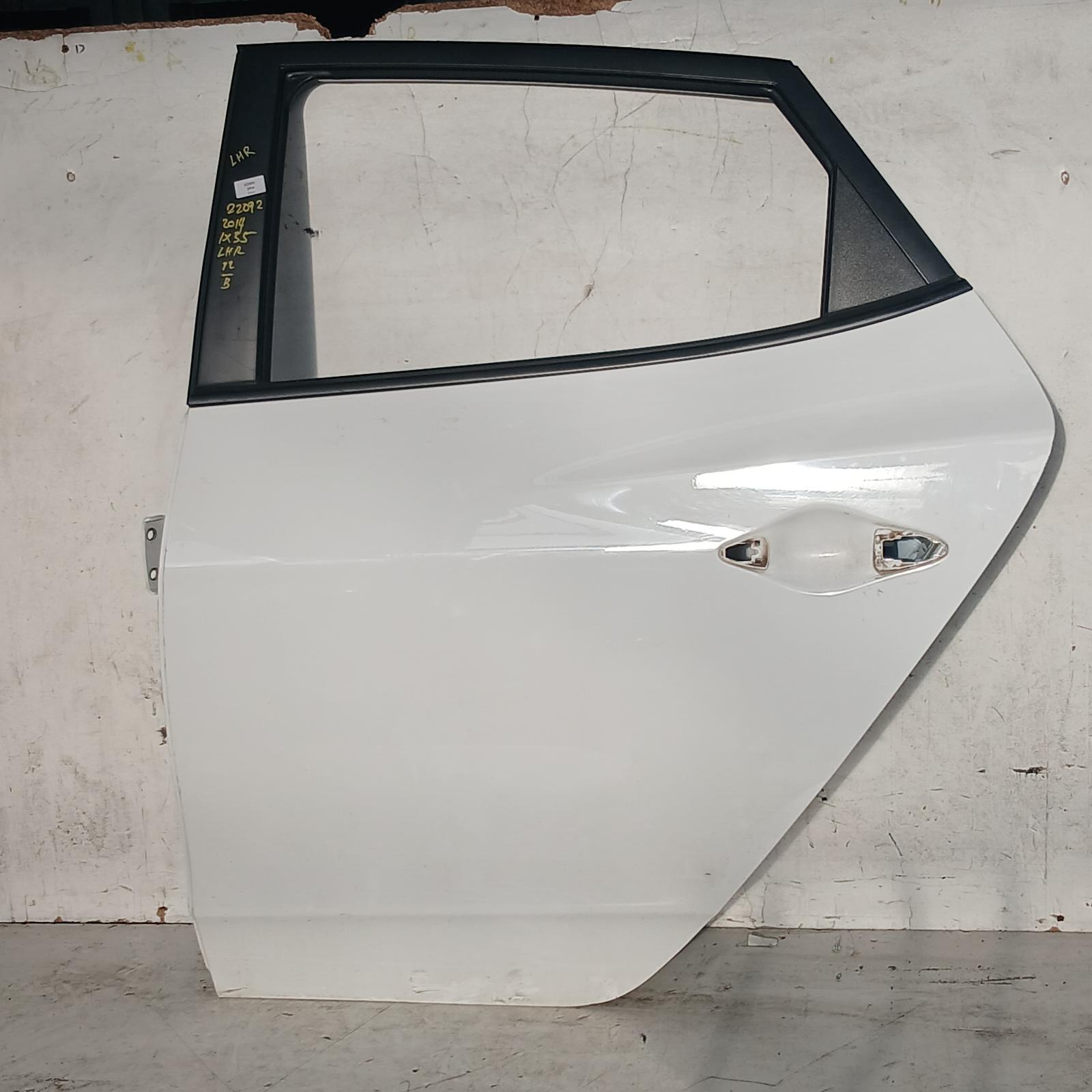 Ix35 Door/sliding Rear Left 2009-2016 lm series,non mould type,11/09-01/16 00022092 #711074