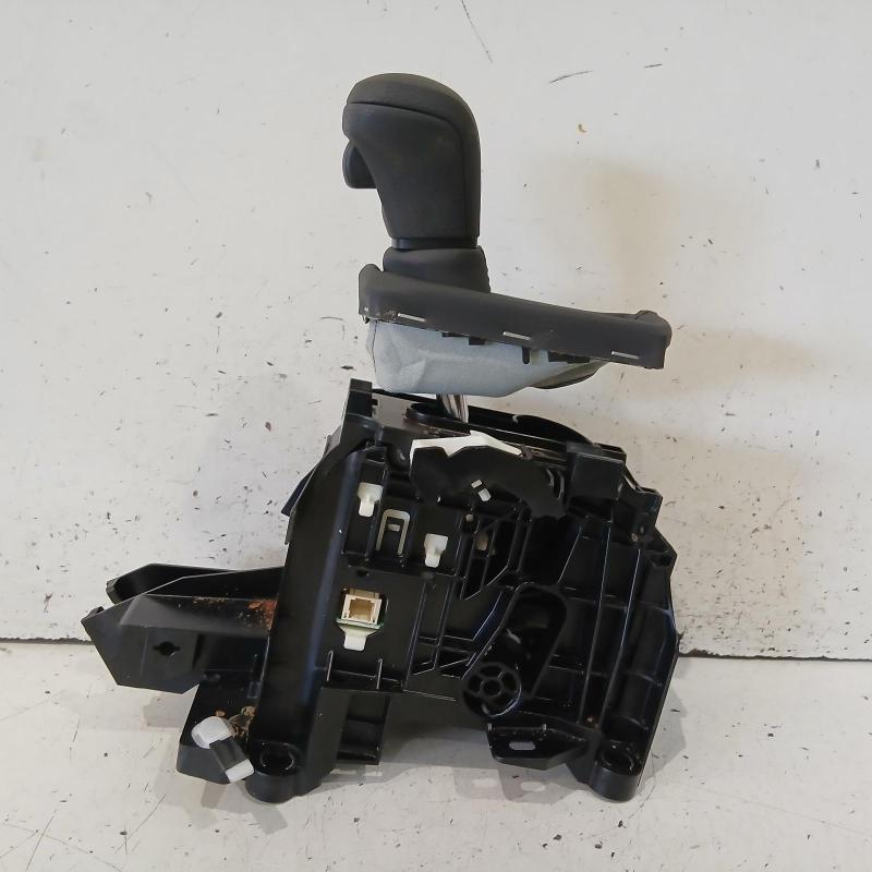 gear stick/shifter