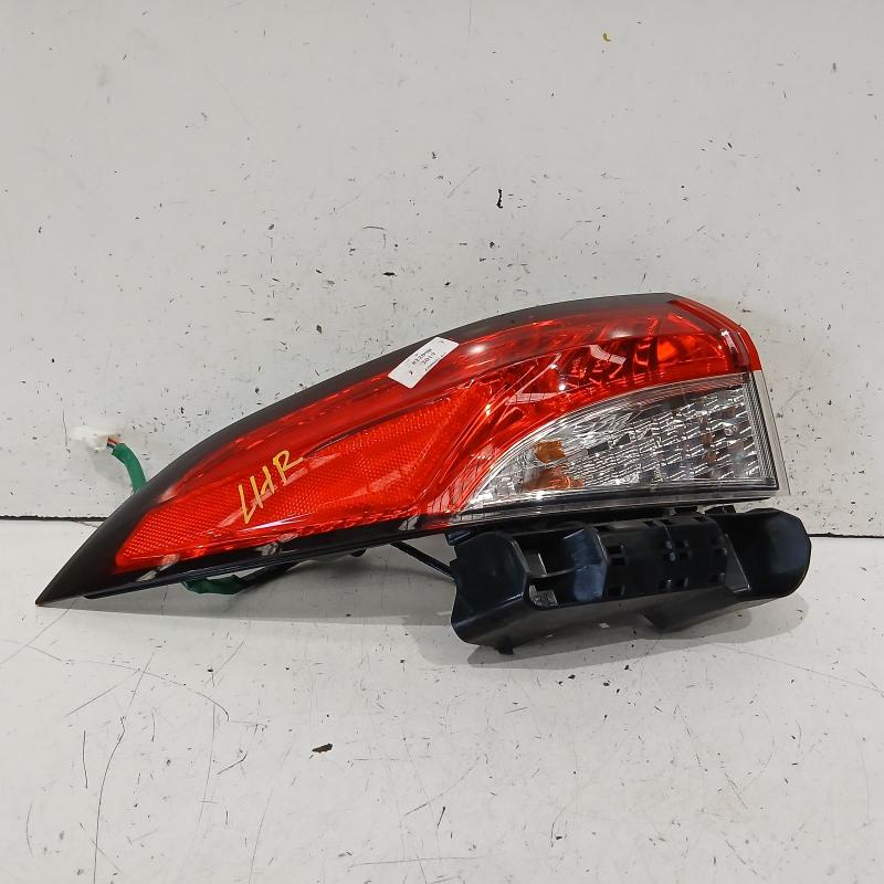 taillight left