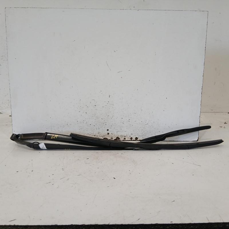 wiper arm