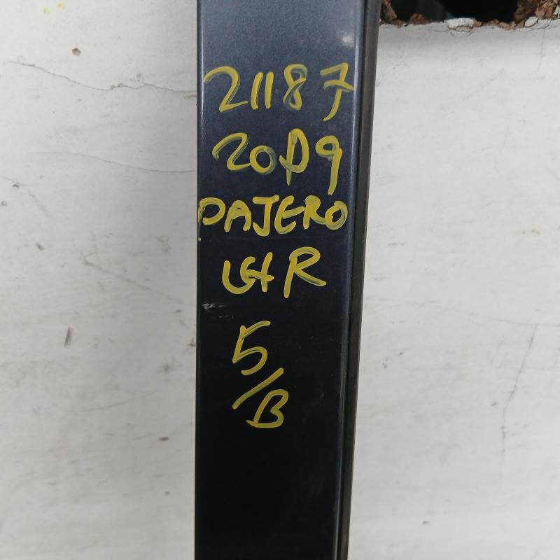 door/sliding rear left