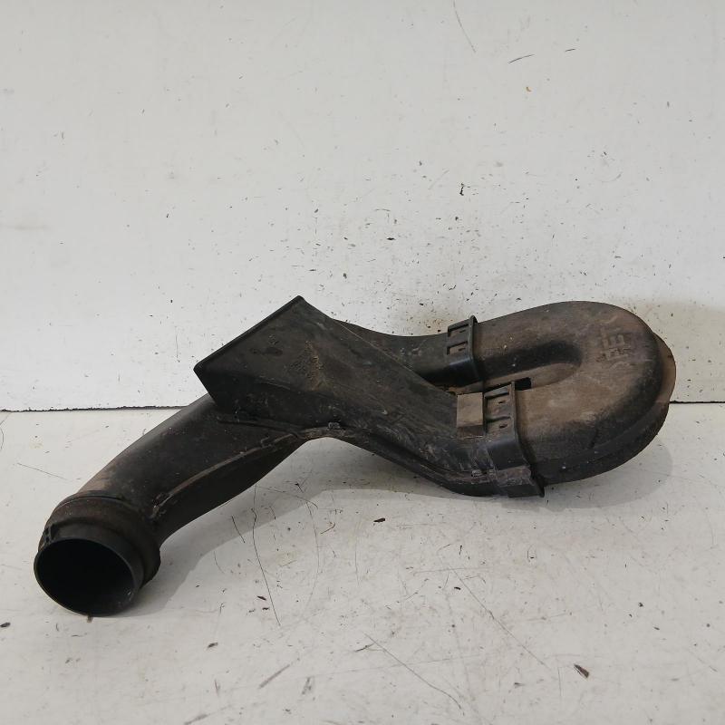 air cleaner duct/hose