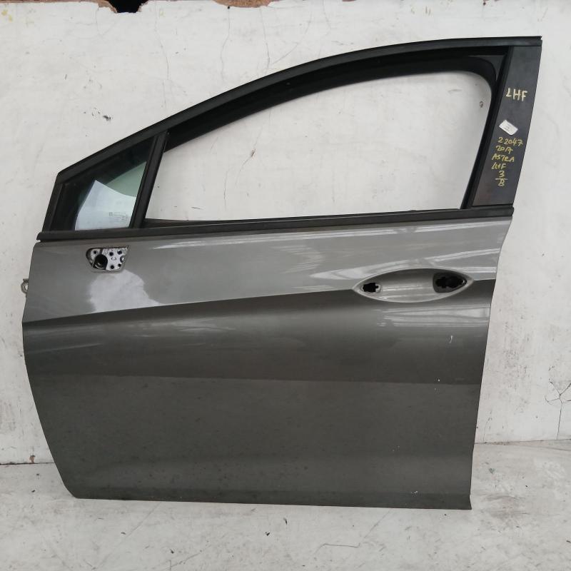 door front left