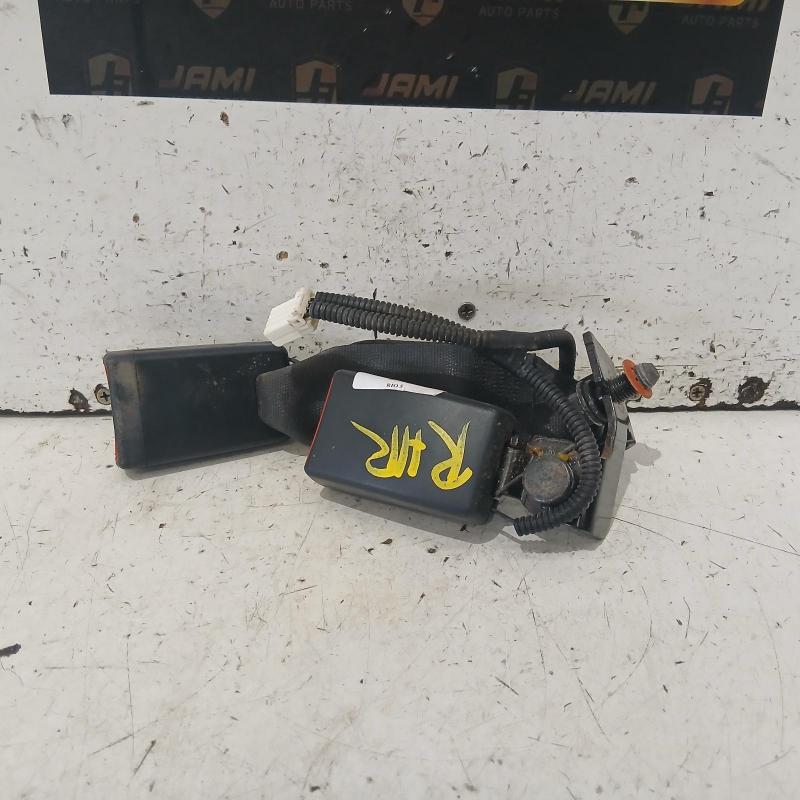 seat belt stalk