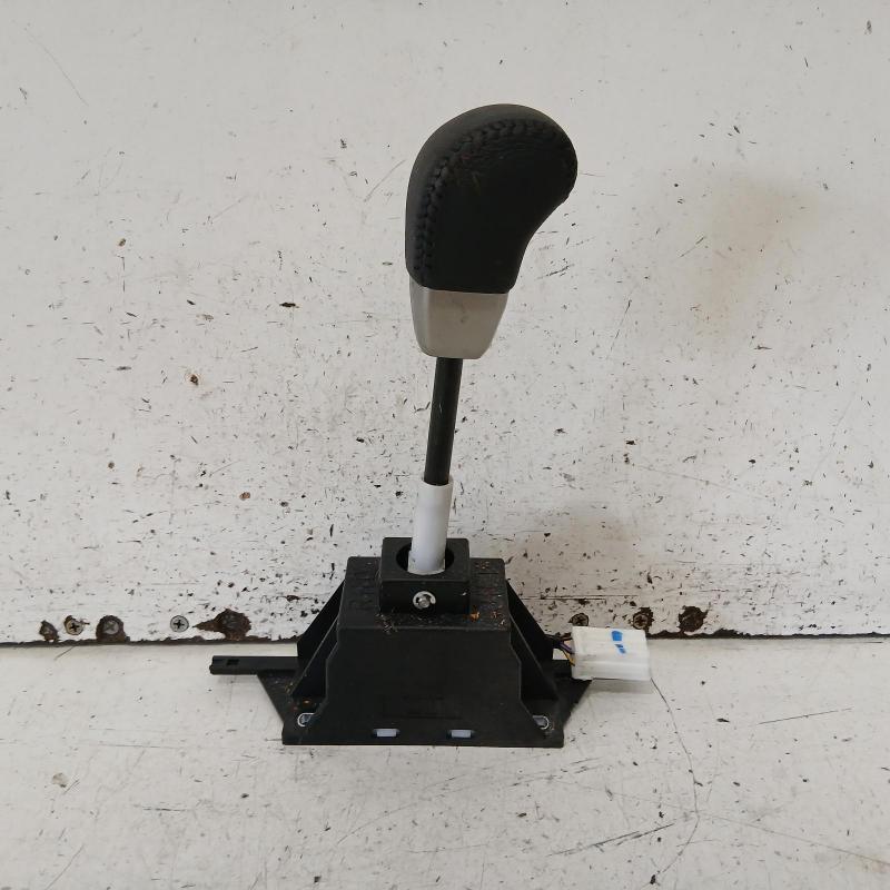 gear stick/shifter