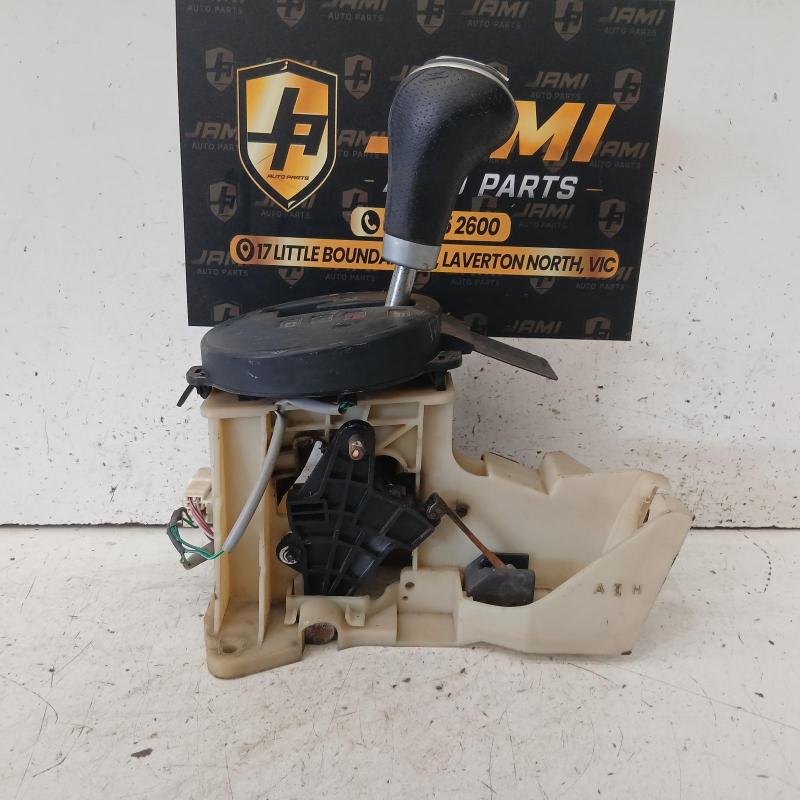 gear stick/shifter