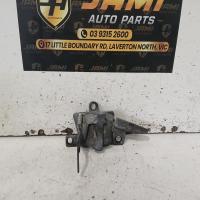 bonnet lock support