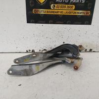 bonnet hinge/strut