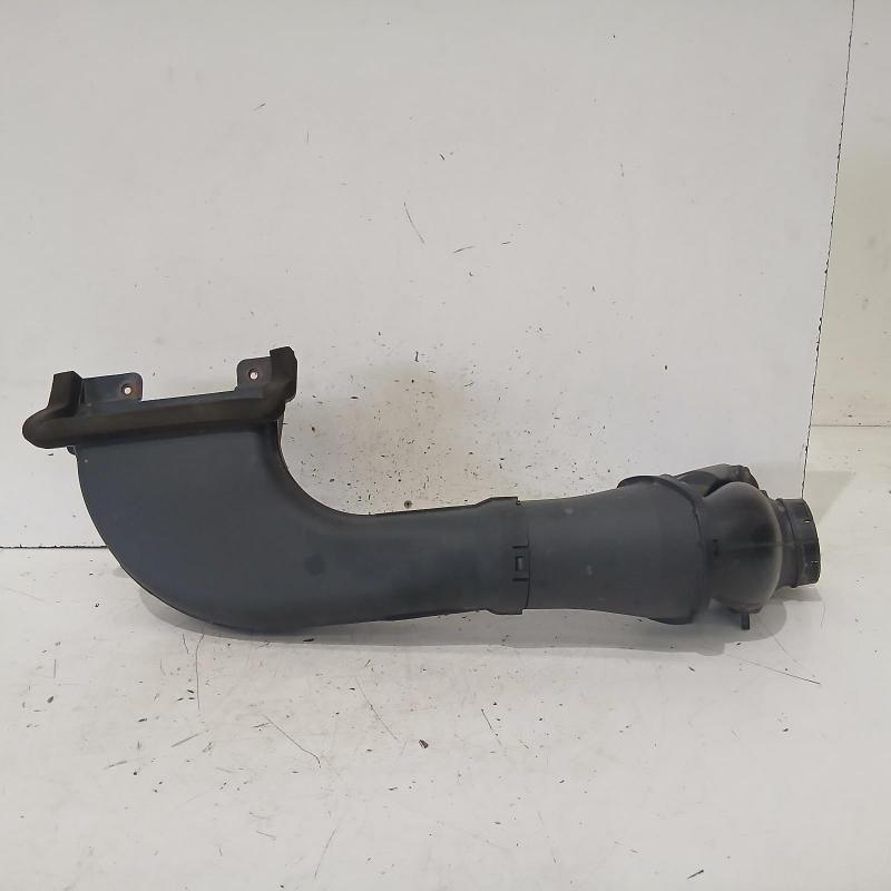 air cleaner duct/hose