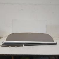 parcel shelf