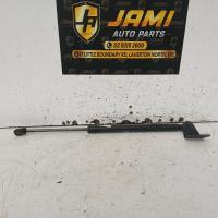 hatch strut