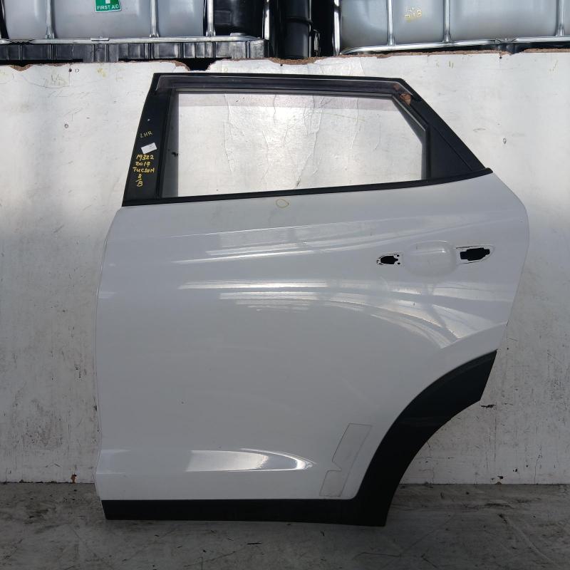 door/sliding rear left