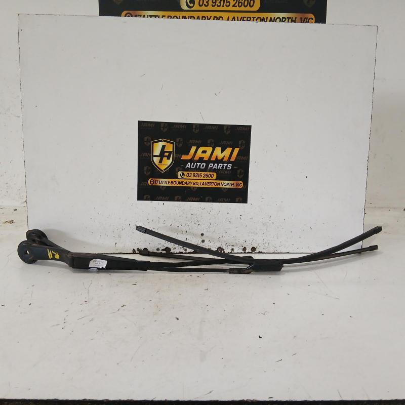 wiper arm