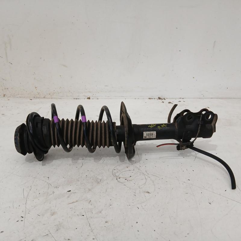strut front right