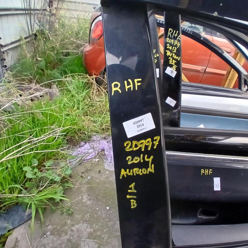 door front right