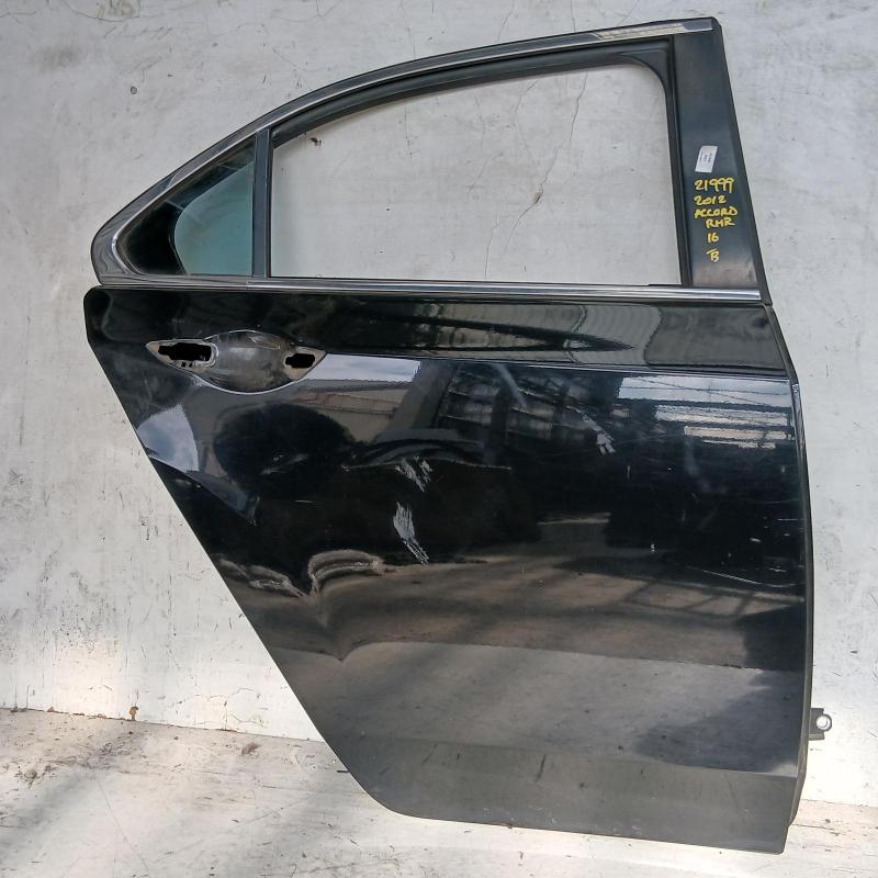 door/sliding rear right