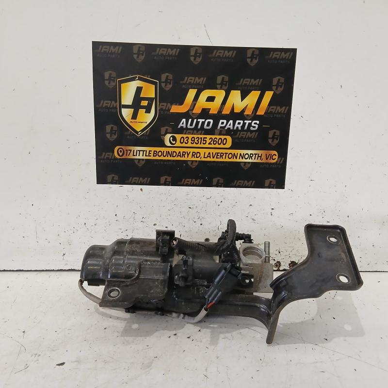 fuel filter housing