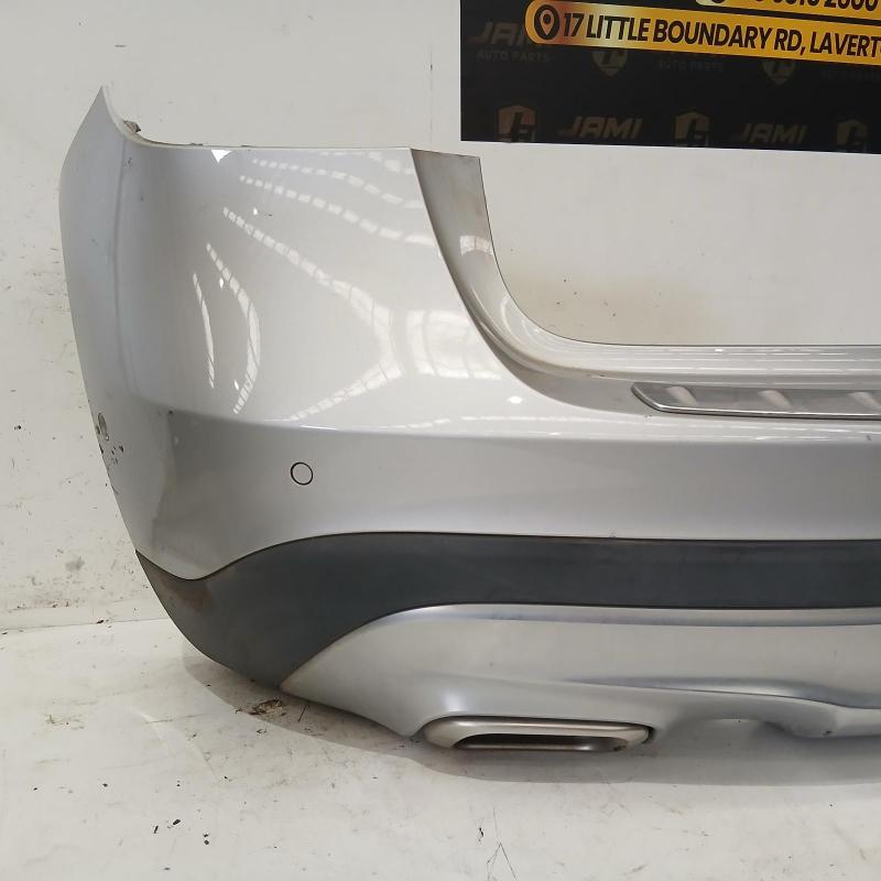 bumper rear