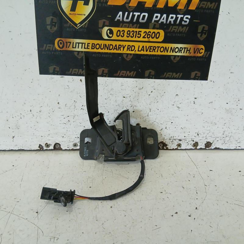 bonnet lock support