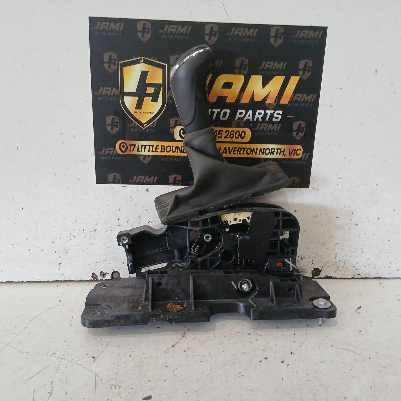 gear stick/shifter