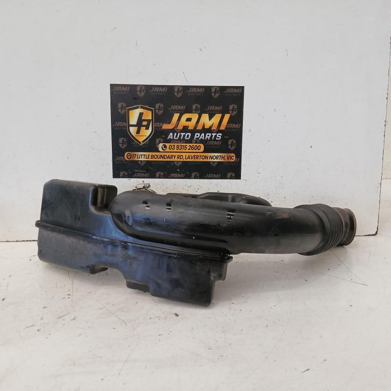 air cleaner duct/hose