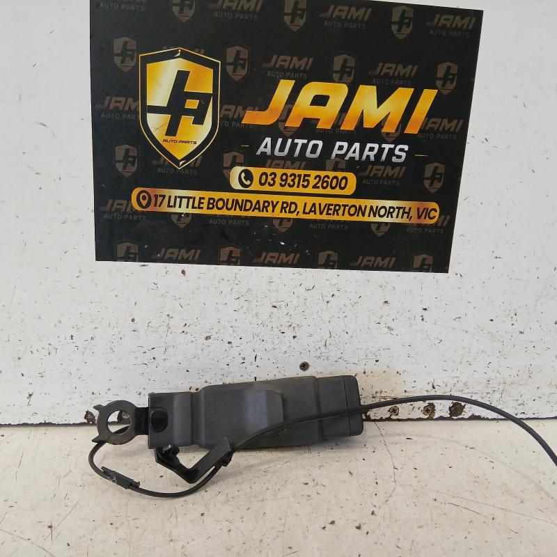 seat belt stalk