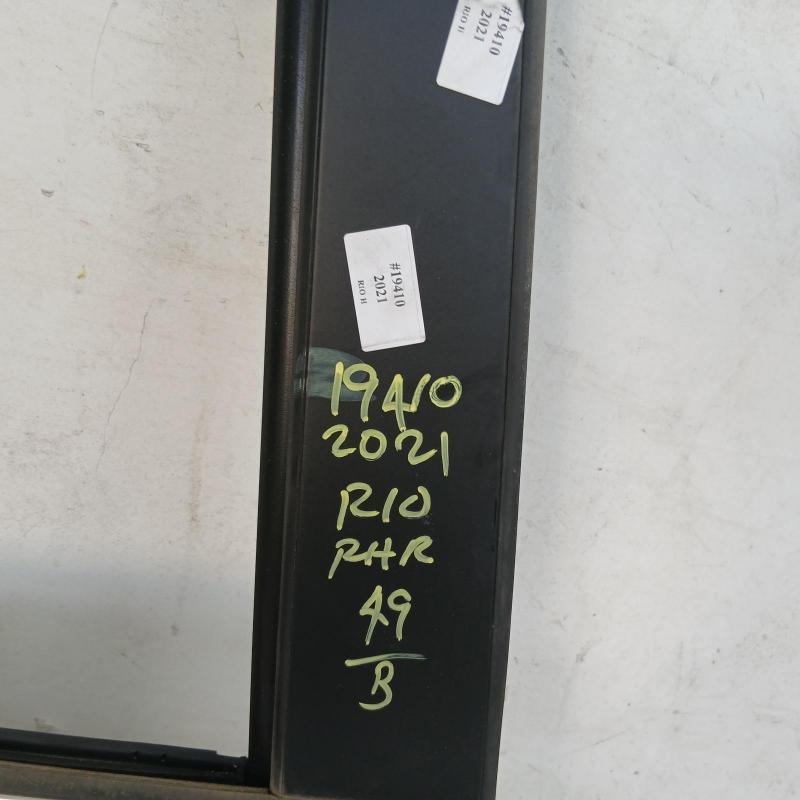 door/sliding rear right