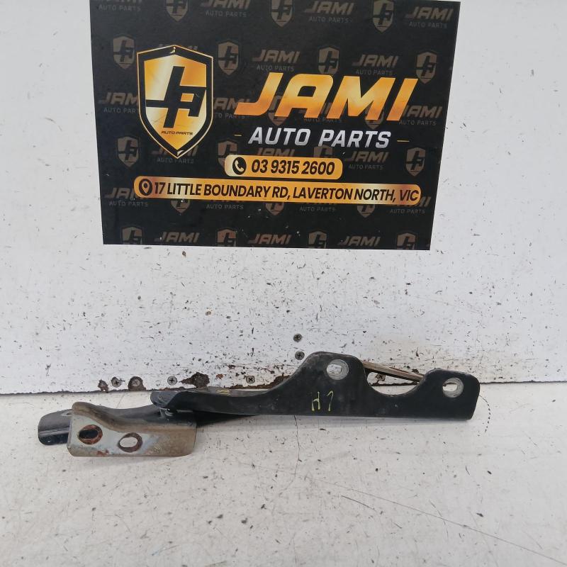 bonnet hinge/strut