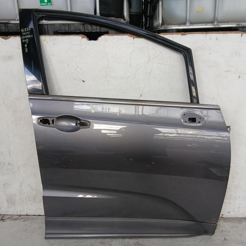 door front right