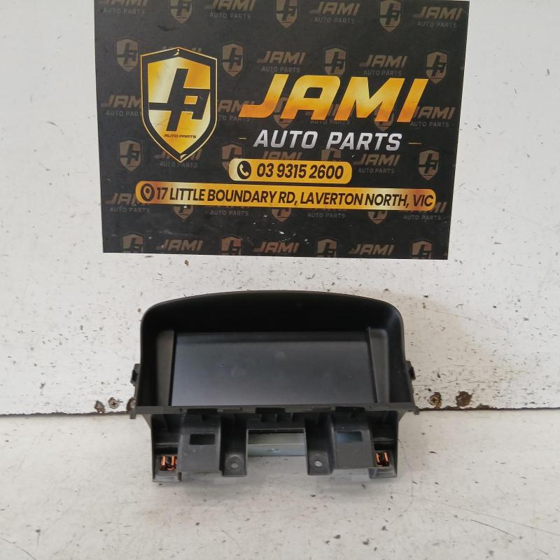stereo/head unit