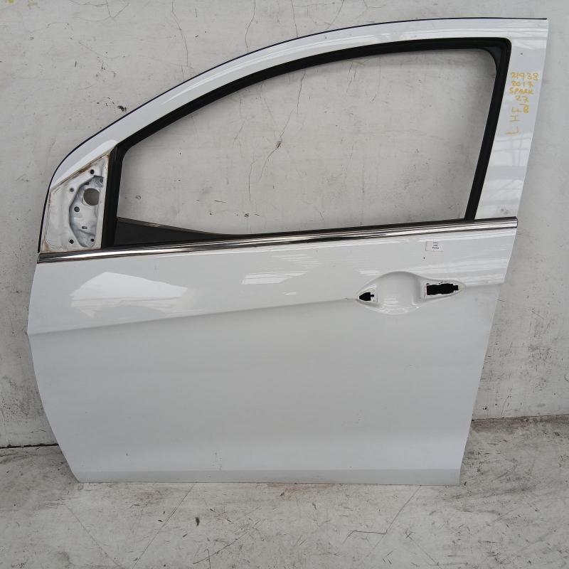 door front left