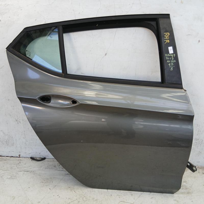 door/sliding rear right