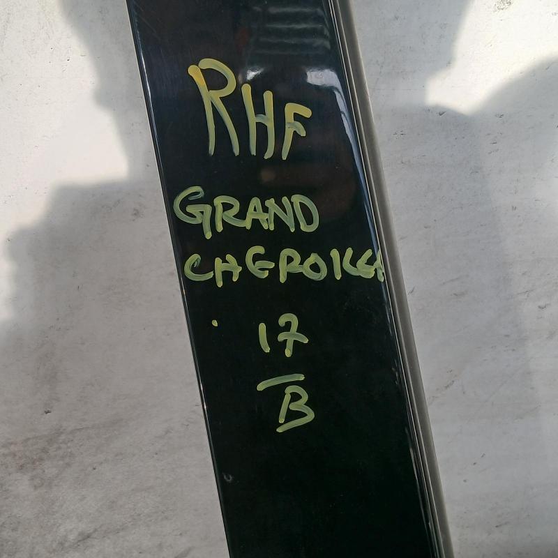 door front right