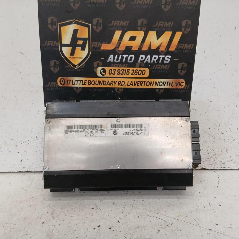 stereo/head unit