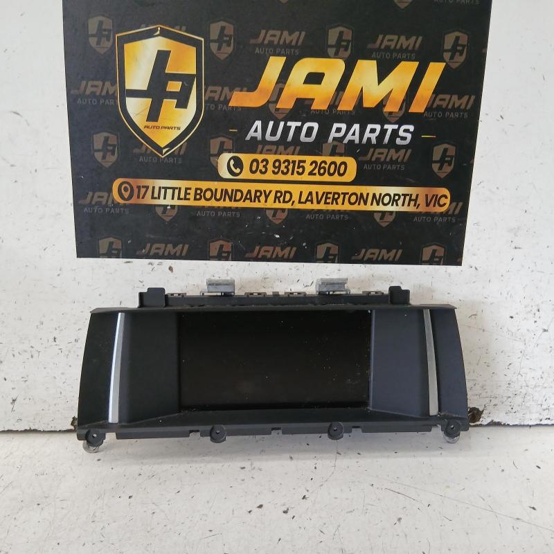 stereo/head unit
