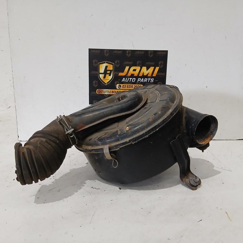 air cleaner/box
