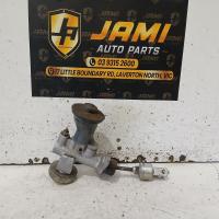 clutch master cylinder