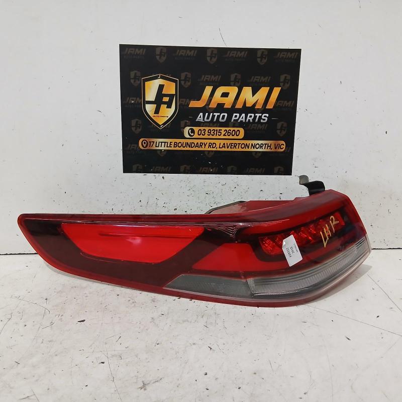 taillight left