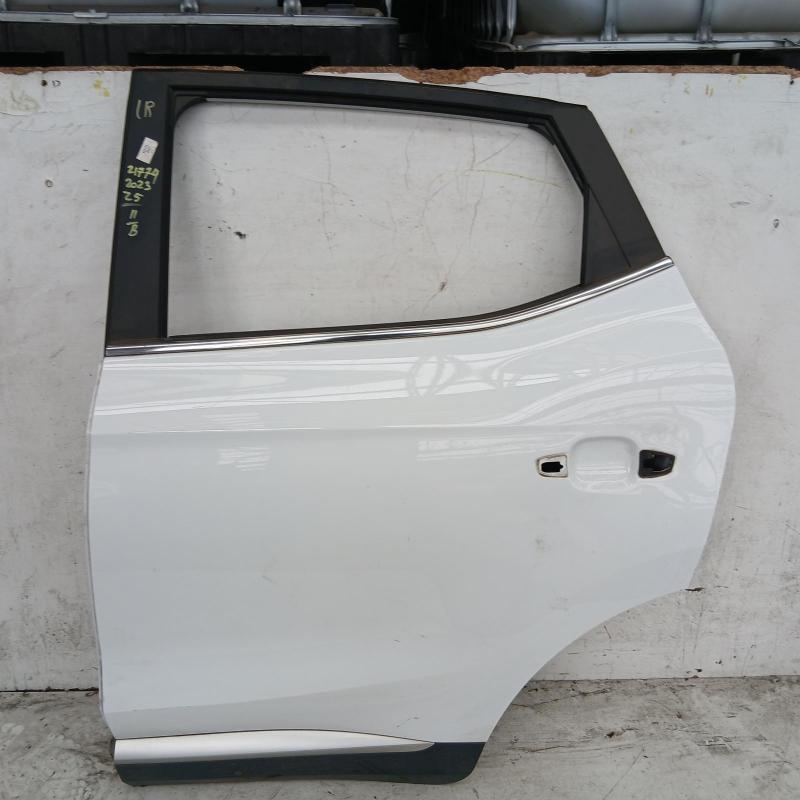 door/sliding rear left