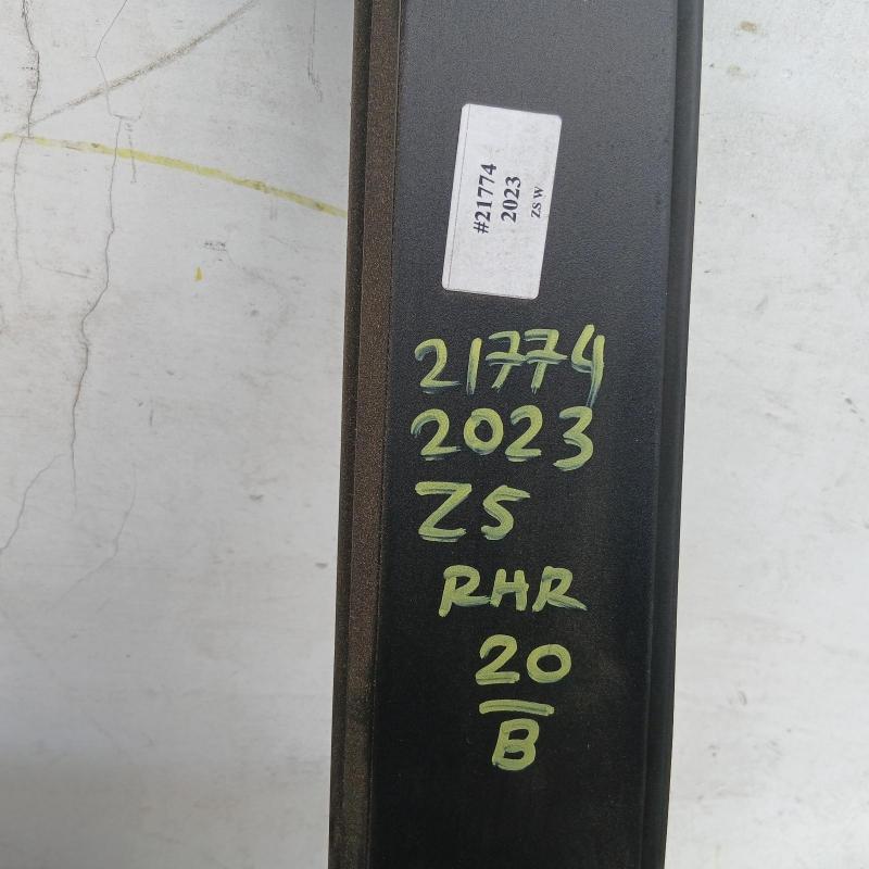 door/sliding rear right