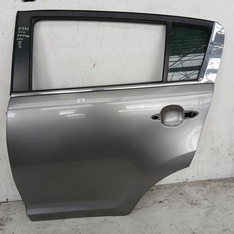 door/sliding rear left