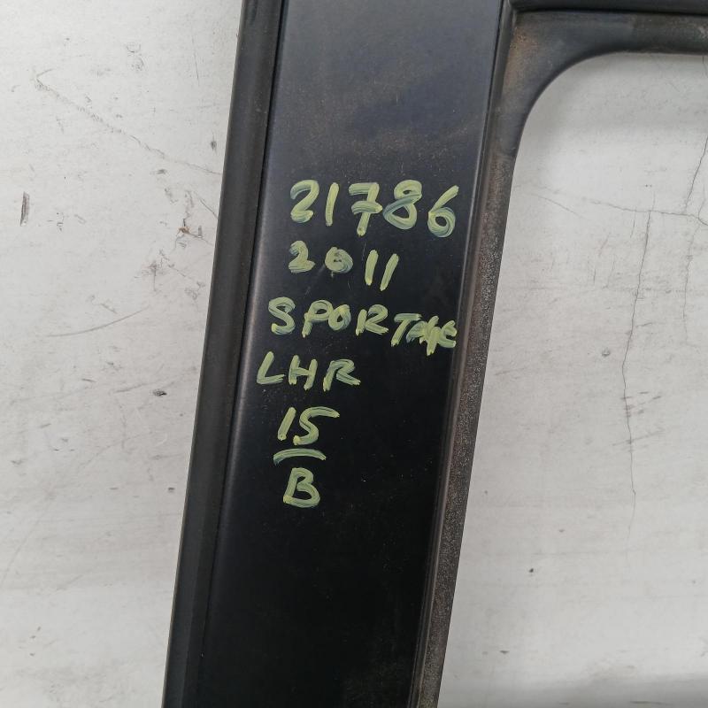 door/sliding rear left