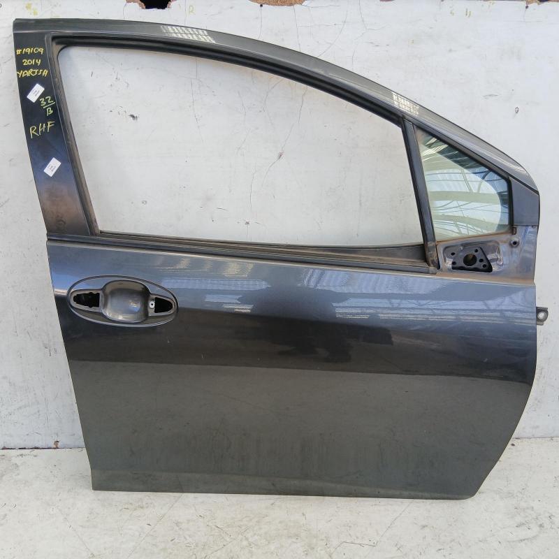 door front right