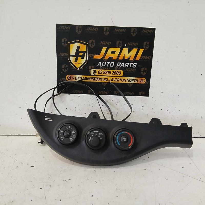 heater/aircon controls
