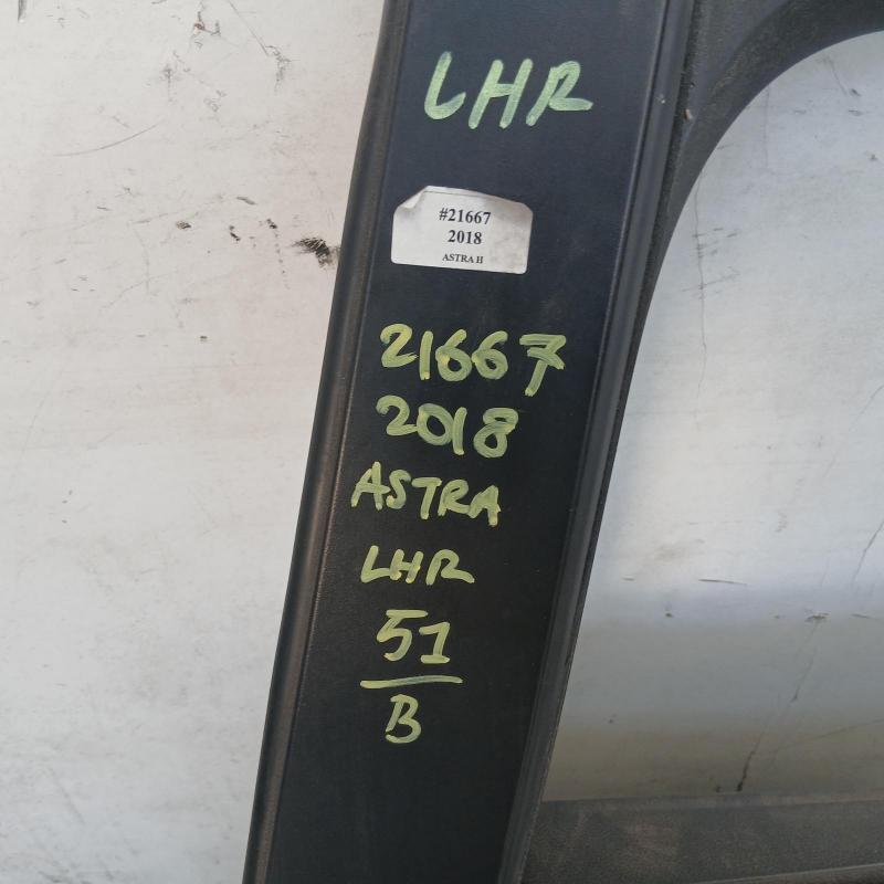 door/sliding rear left