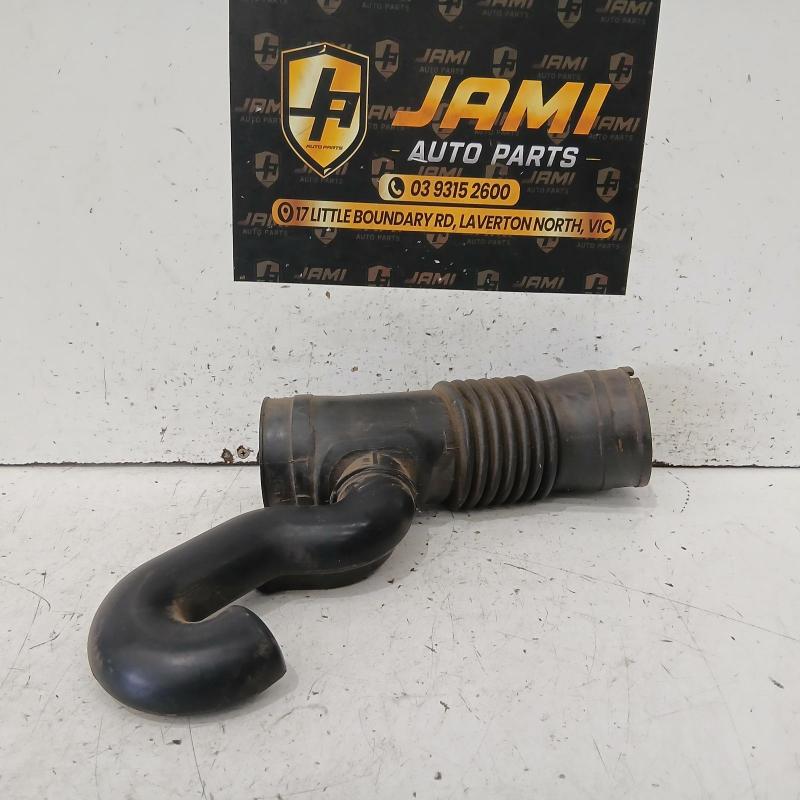 air cleaner duct/hose