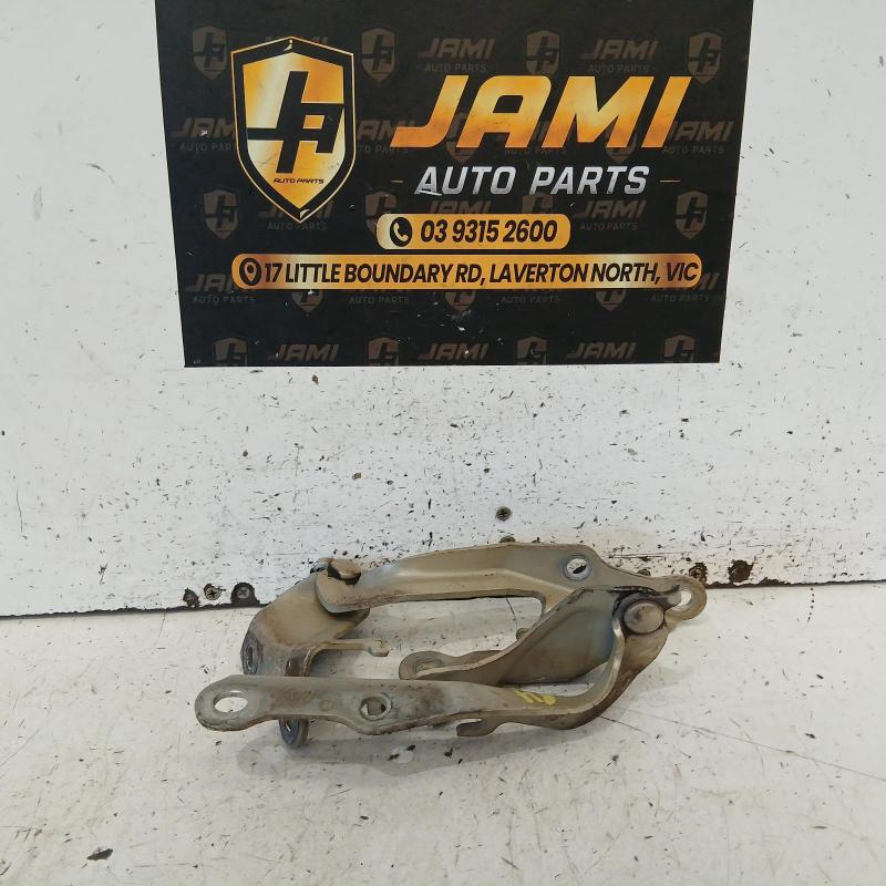 bonnet hinge/strut